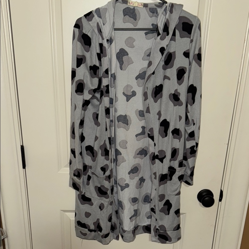 It's Our Time Gray and Black lightweight duster with Abstract Pattern